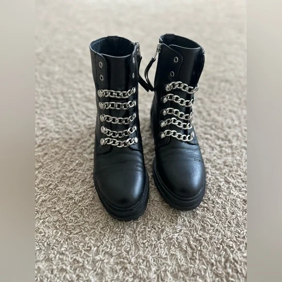 Circus by Sam Edelman Black Combat
Boots - Size 6 - Picture 2 of 9